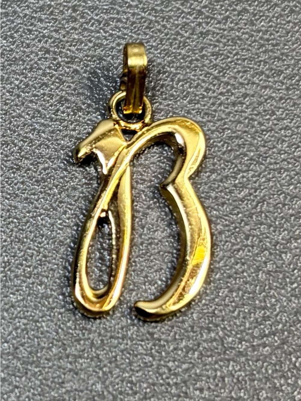 Vintage 1980’s Monet Gold Tone “B” Charm